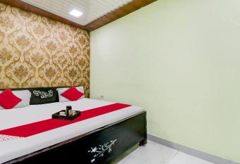 OYO Hotel The Hills View allows 18 year olds to book a room