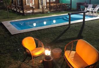 EZEIZA quinta cedro azul 10 min del aeropuerto has Balcony rooms