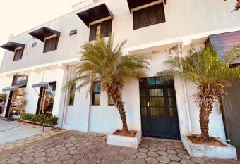 Anexo - Hospedagens Imigrantes allows 18 year olds to book a room