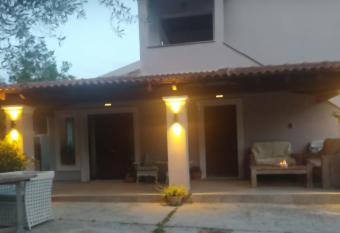 Paris Apartment has Balcony rooms