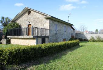 Chalet do M  dico has Balcony rooms