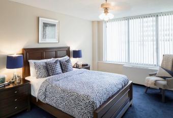 Luxury Apartments in Arlington VA has Balcony rooms
