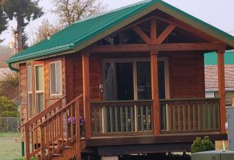 The Bogi Bear Inn allows 18 year olds to book a room