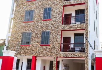 Family Home Court has Balcony rooms