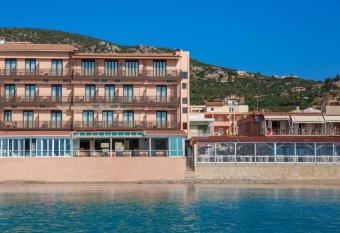 Flisvos Hotel has Balcony rooms