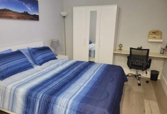 New Cozy Studio Home Sweet Home allows 18 year olds to book a room