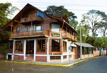 Zafiro Boutique Hotel allows 18 year olds to book a room