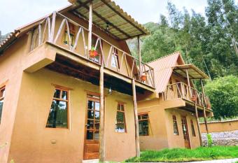 Yuyay Wasi Bungalows has Balcony rooms