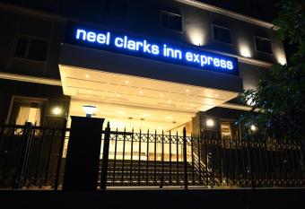 Neel Clarks Inn Express allows 18 year olds to book a room