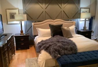 Suite Smart Vancouver allows 18 year olds to book a room