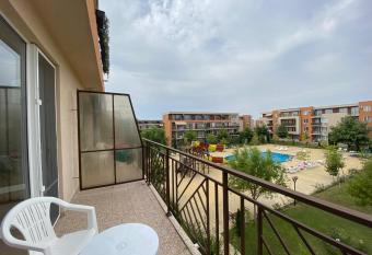 FORT NOX ORCHID 195 Studio Sunny Beach allows 18 year olds to book a room