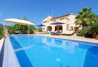 Cas Cans has Balcony rooms