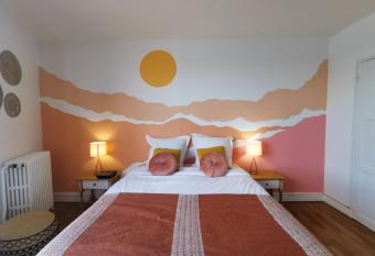 Les Rauches - Quai Loire - Suite 2 Chambres has Balcony rooms