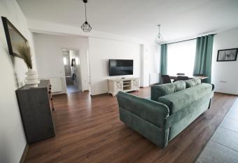 Modern 3 APT Near Old Town     15 Min Walk has rooms with a private hot tub