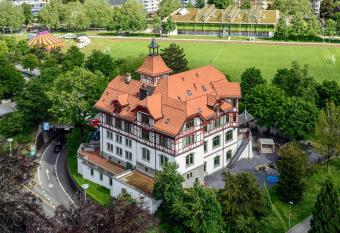 Milit  rkantine St. Gallen has Balcony rooms
