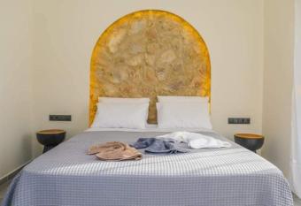 Mamma Mia apartments skiathos has Balcony rooms