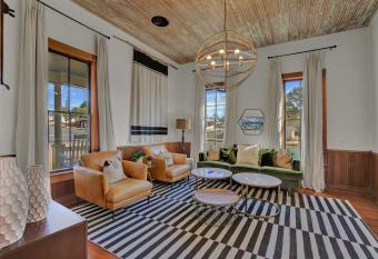 Gorgeous Home 1 Blk from Main with Hot Tub & Fire Pit! has Balcony rooms