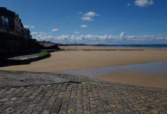 Rochebonne Loc allows 18 year olds to book a room