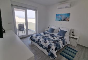 Simuni Delight has Balcony rooms
