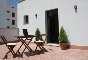 Residencia Mayol - Adults Only allows 18 year olds to book a room