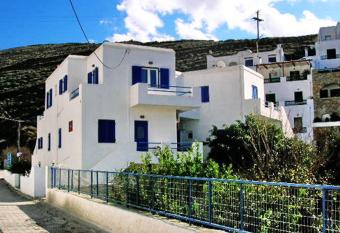 Dimjo 5 Irida has Balcony rooms