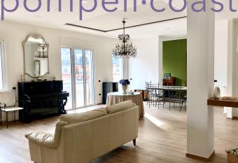 Pompeii Coast B&B has Balcony rooms