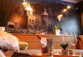 *Wallonie14* allows 18 year olds to book a room