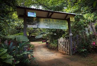 Encanto Eco Lodge has Balcony rooms