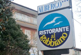 Hotel Ristorante al Gabbiano has Balcony rooms