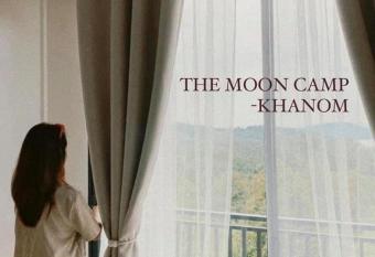 The moon camp khanom has Balcony rooms