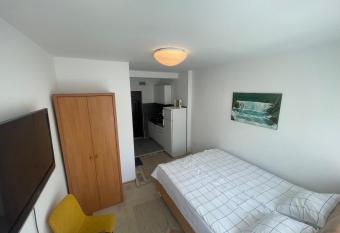 Studio Apartman Centar allows 18 year olds to book a room