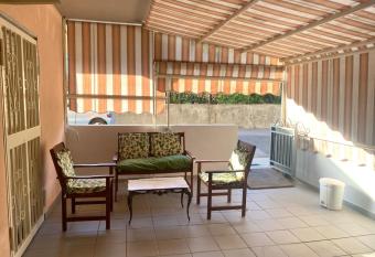 Acquamarina allows 18 year olds to book a room