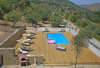 Acquasanta Relais allows 18 year olds to book a room