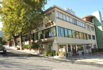 Minaides Hotel has Balcony rooms
