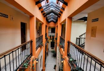 Tradici  n de Salta has Balcony rooms