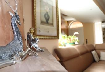 Aivazidis House has Balcony rooms