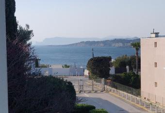 Appartement T2 neuf vue mer, bord de mer has Balcony rooms