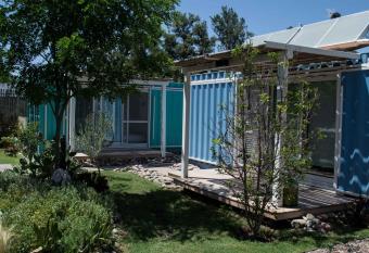 Refugio Padma allows 18 year olds to book a room