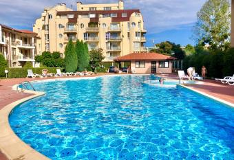 Menada Arcadia Apartments allows 18 year olds to book a room