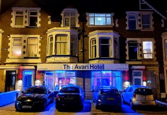 The Avari Beach Hotel allows 18 year olds to book a room