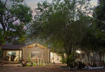 EKOSTAY - Nova Villa has Balcony rooms