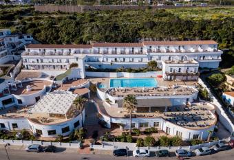 LH Pedraladda Resort has Balcony rooms