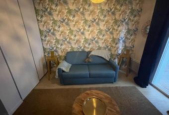 STUDIO de Charme, CITY BED, LA ROCHELLE has Balcony rooms