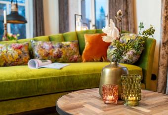 Verwalter Haus Apartment 3 allows 18 year olds to book a room