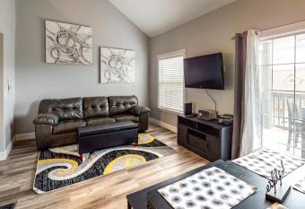 Lakeside Shadow has Balcony rooms