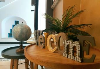 Sait Hotel & BB allows 18 year olds to book a room