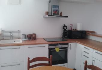 Le mulon de Gu  rande allows 18 year olds to book a room