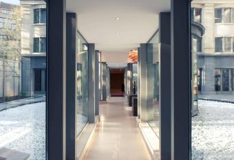 Mercure Hotel Brussels Centre Midi allows 18 year olds to book a room