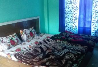 SPOT ON Sharma s Kitchen & Home Stay allows 18 year olds to book a room