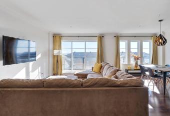 INITIAL - ESPACE SOLEIL - Chutes-Montmorency + VUE has Balcony rooms